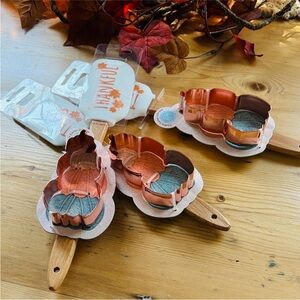 R&M Autumn Leaf Copper Pumpkin Cookie Cutters Set With Thankful Spatula Scaper